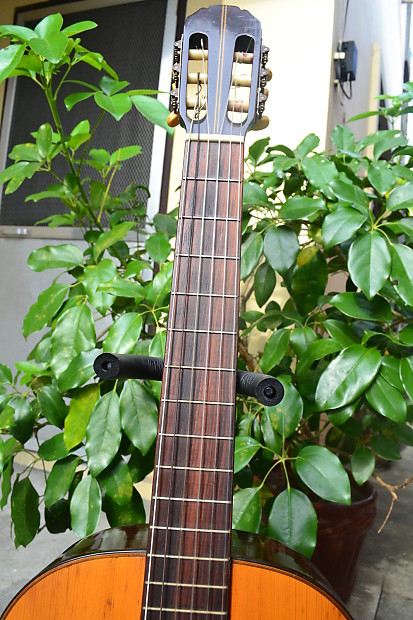 tokai classical guitar